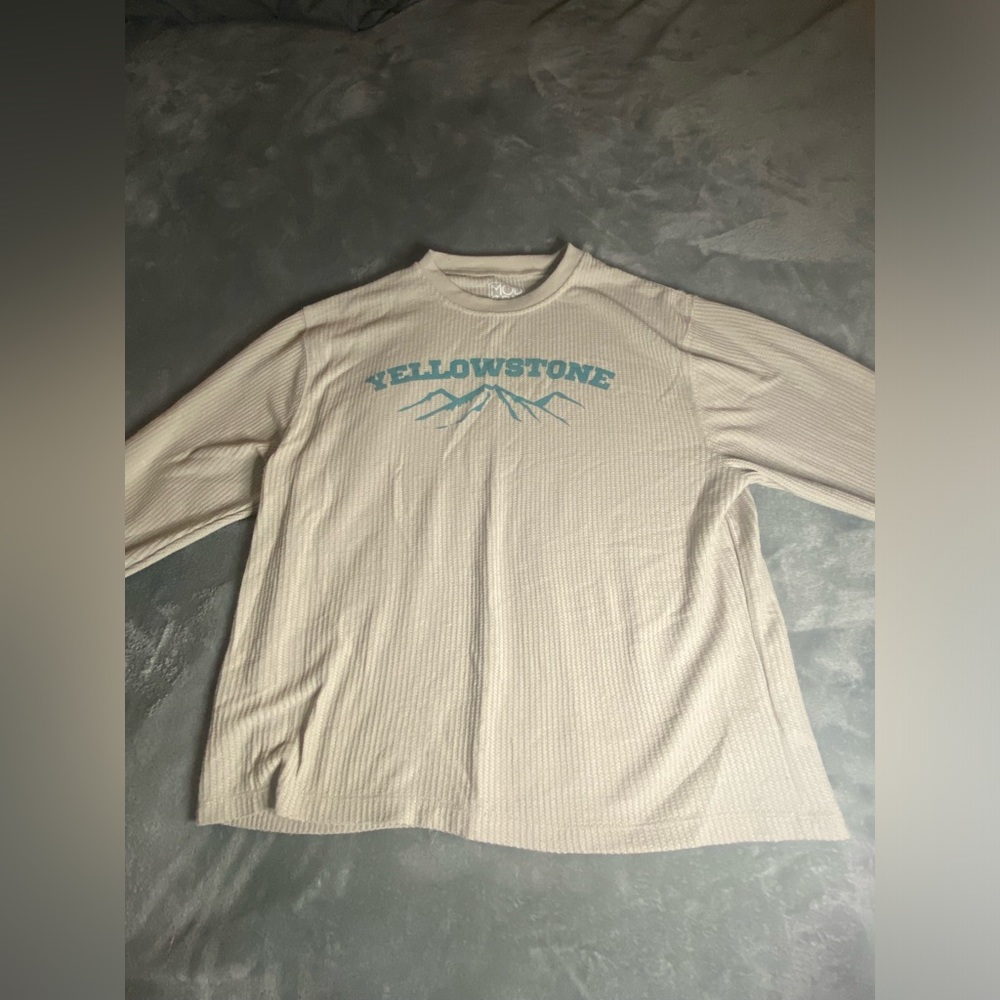 women’s “yellowstone” long sleeve t-shirt